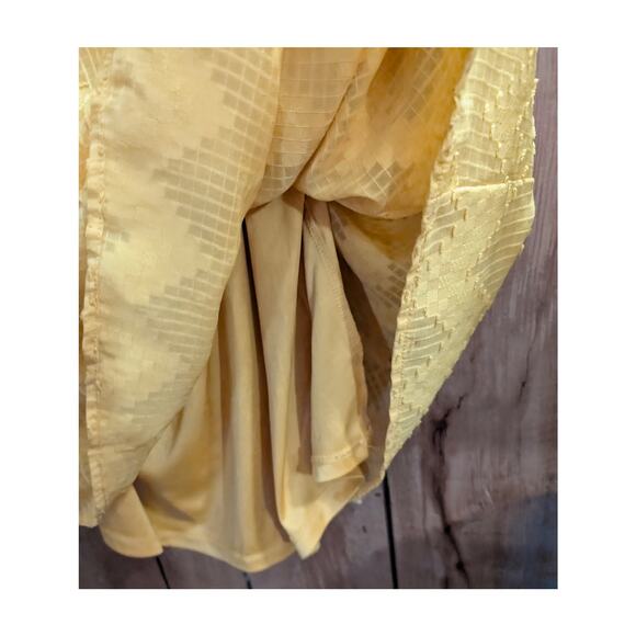 Lane Bryant Top Shirt Blouse Plus Size 20 Gold Textured Off the Shoulder Layered - Picture 5 of 6